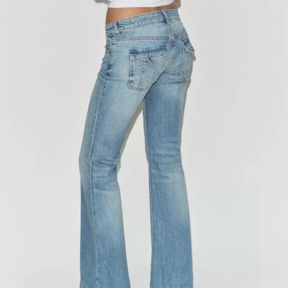Zara Women’s TRF Low-Rise Bootcut Jeans, Size 6